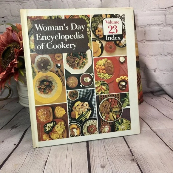 Vintage Woman's Day encyclopedia of cookery cookbook cottagecore - Picture 4 of 13